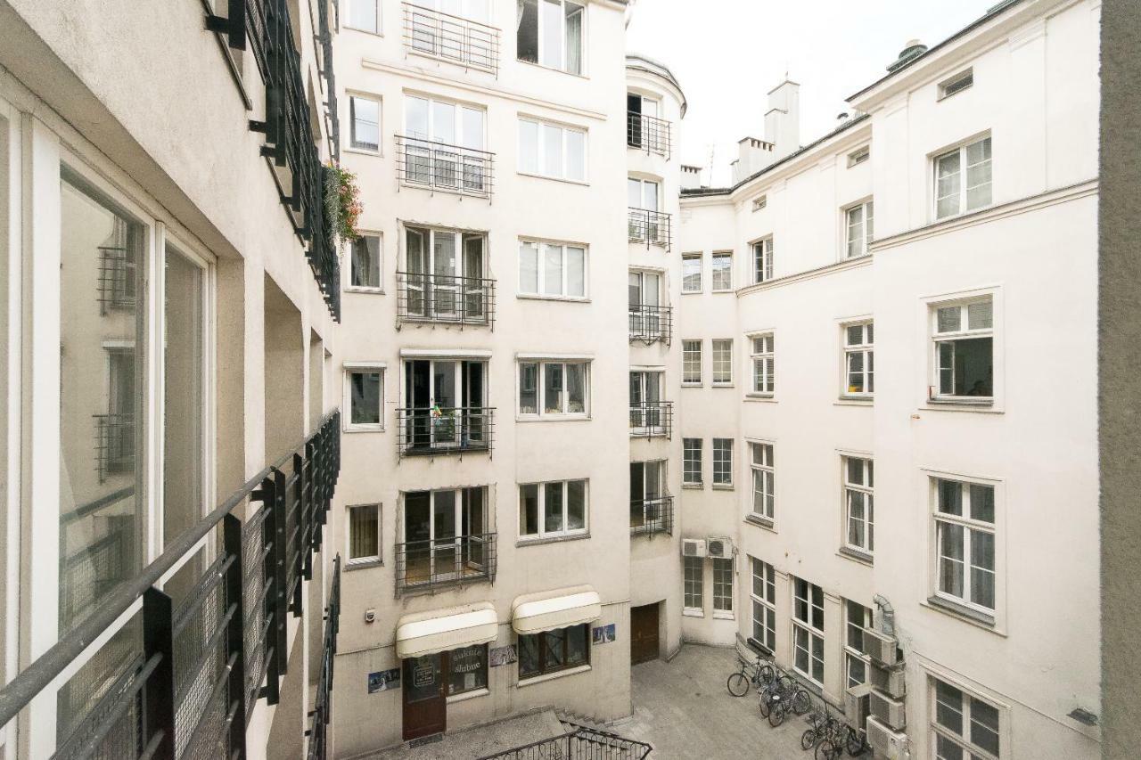 Spacious Apartment In Old Town P4You Pl Cracovia Exterior foto